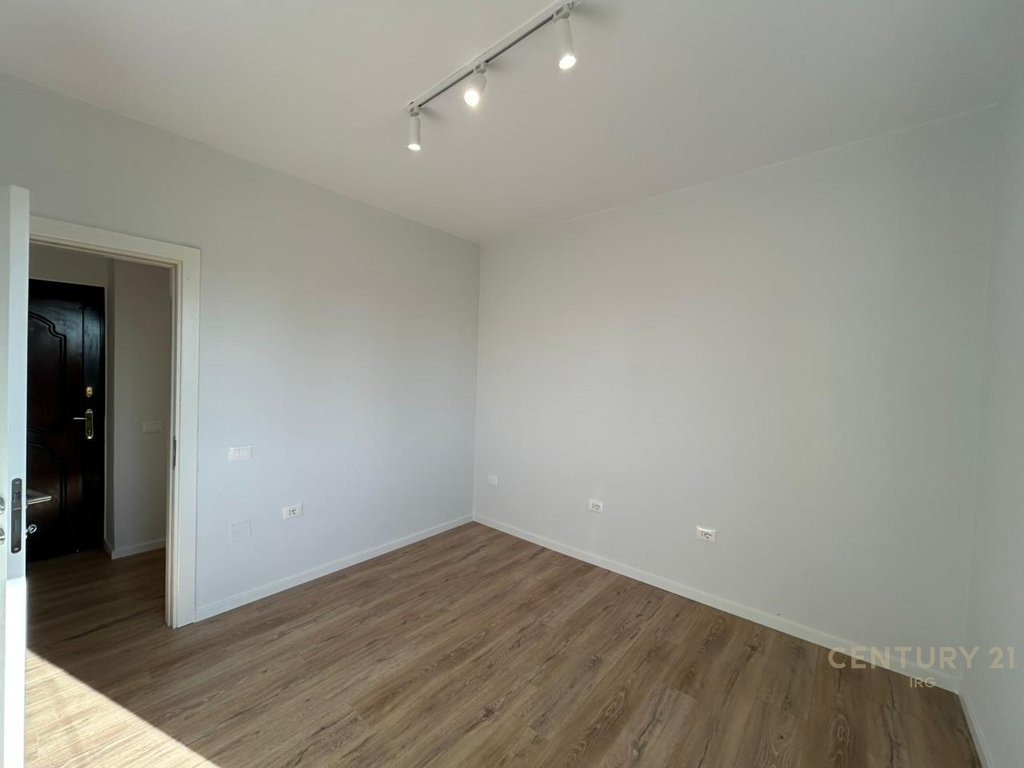 APARTMENT FOR RENT on Fortuzi Street