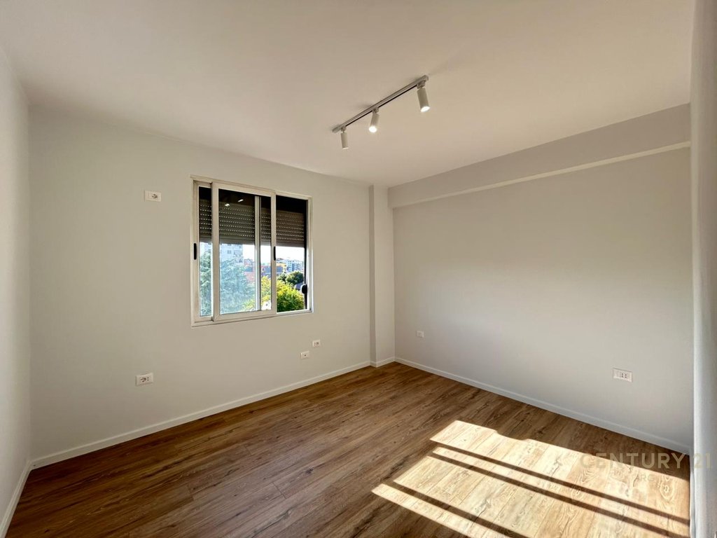 APARTMENT FOR RENT on Fortuzi Street