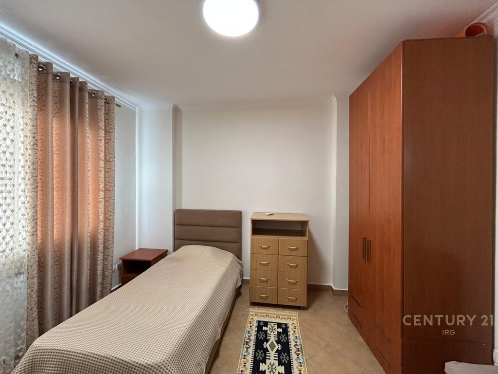 APARTMENT 2+1+2 FOR RENT NEAR KAVAJË STREET.