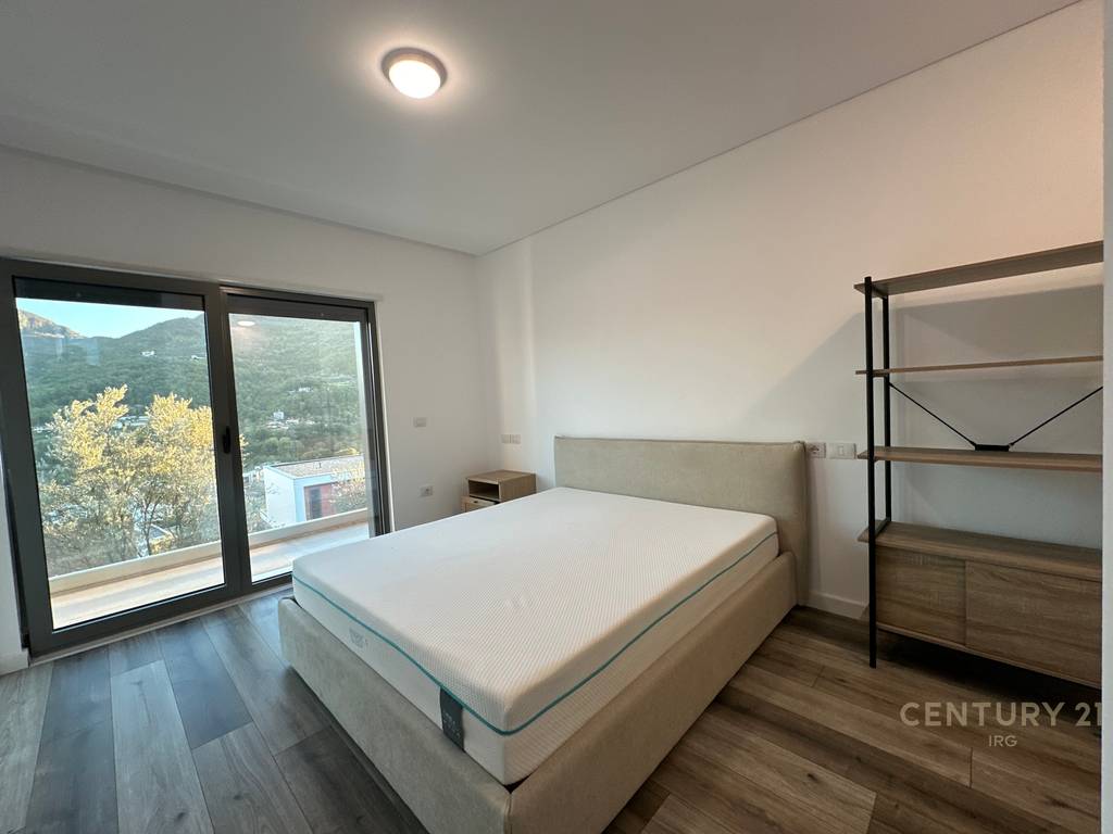 Villa in Olive Grove Residence!