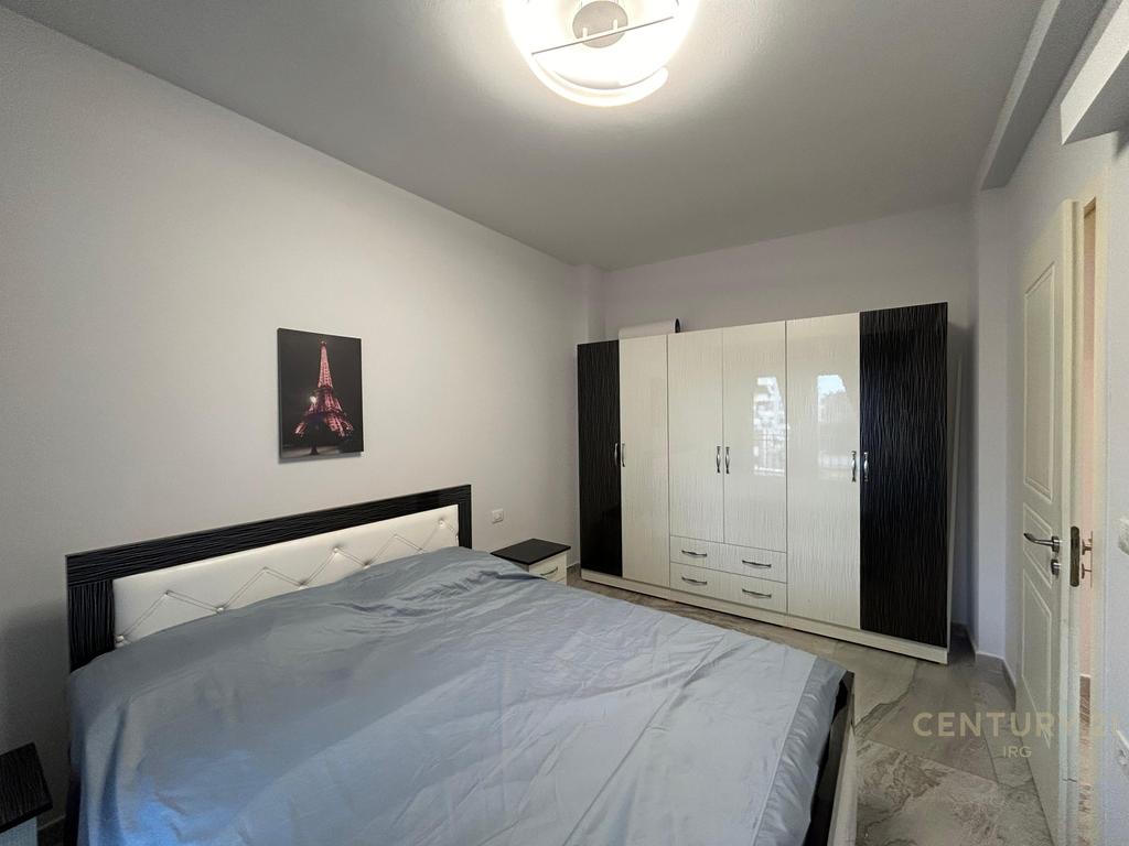 FOR RENT APARTMENT 3+2 WITH PARKING SPACE AT 21 DHJETORI.