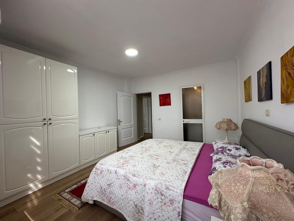 Apartment for rent in the Center, opposite the Parliament!!