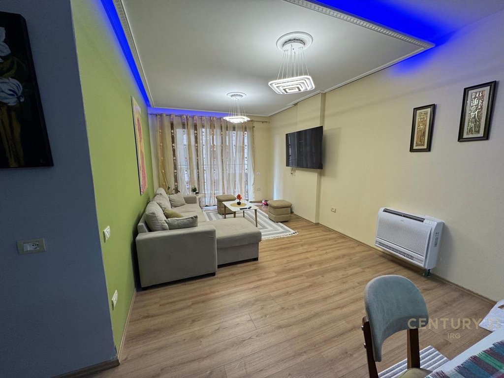 APARTMENT FOR RENT AT DRY LAKE!