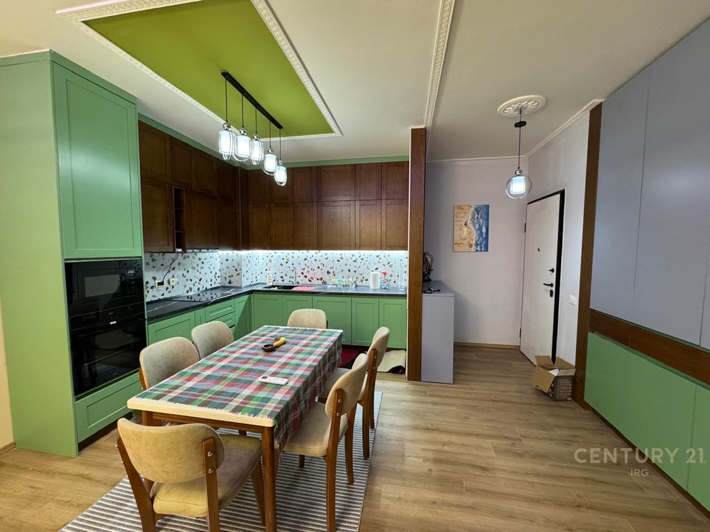 APARTMENT FOR RENT AT DRY LAKE!