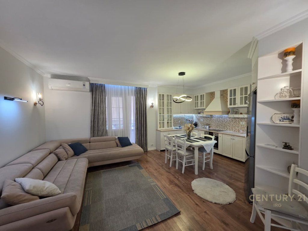 Apartment 3+1+2 at Eleonora Street 13. For Rent.