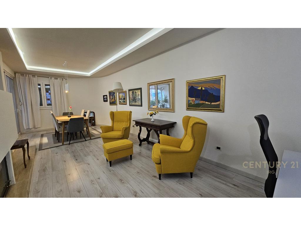 3+1+2 apartment in Block for sale!