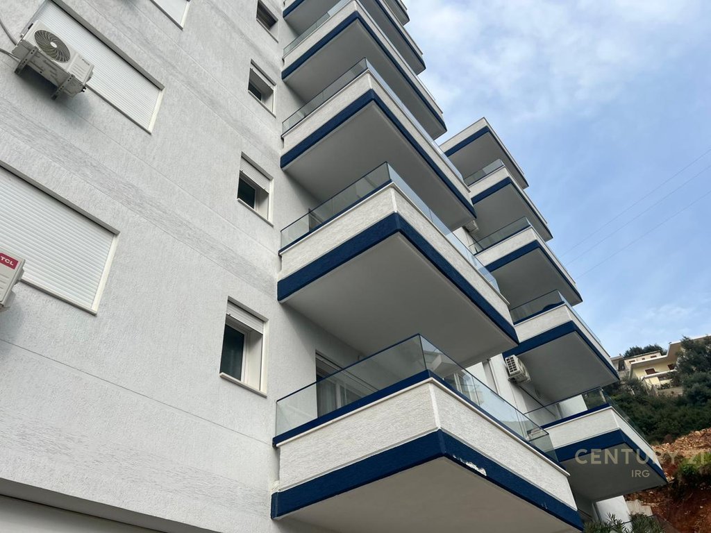 2+1 Apartment for sale at Uji i Ftohte