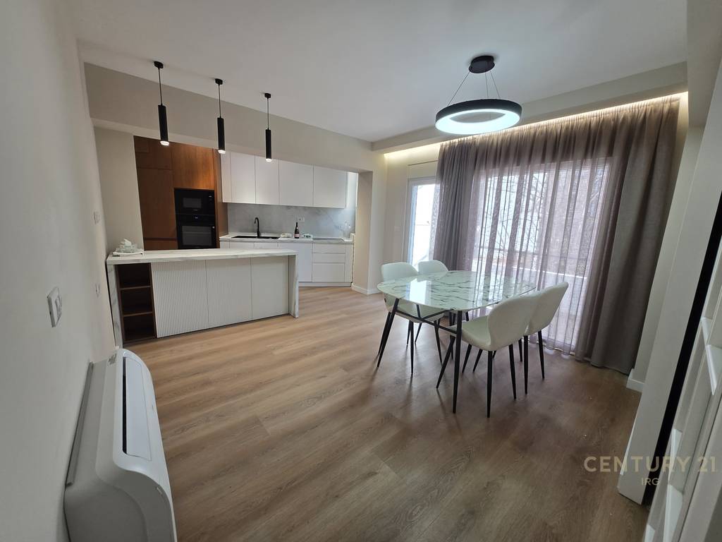 Luxury Apartment 2+1+2 for Rent near 9 Katëshet!