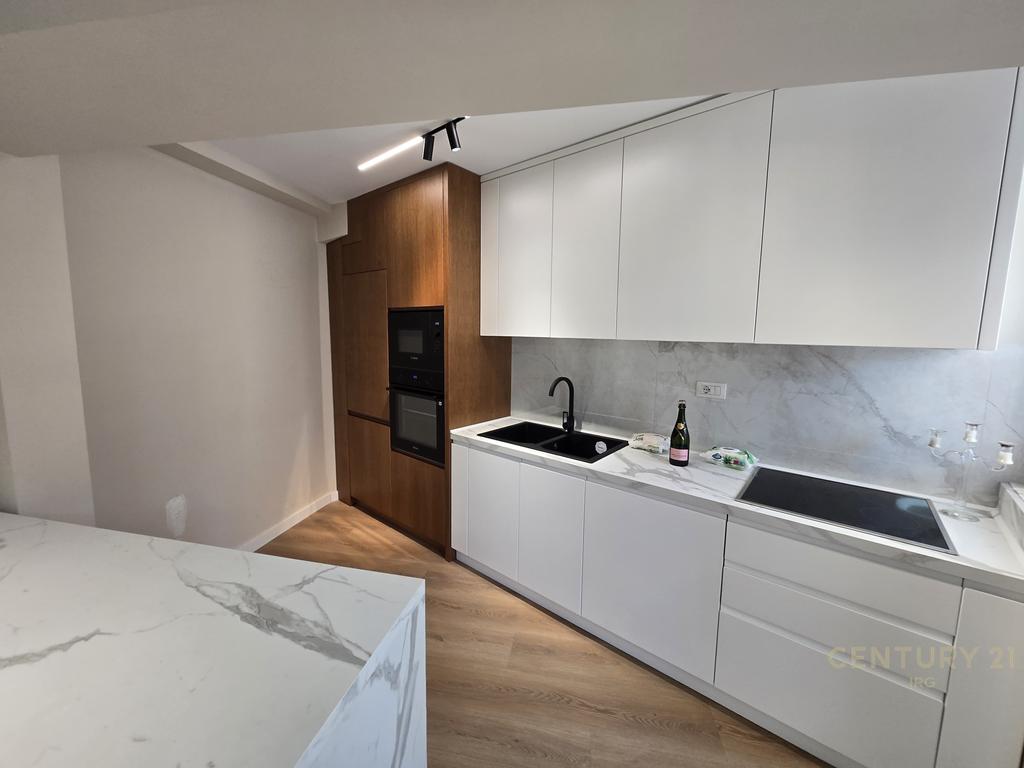 Luxury Apartment 2+1+2 for Rent near 9 Katëshet!