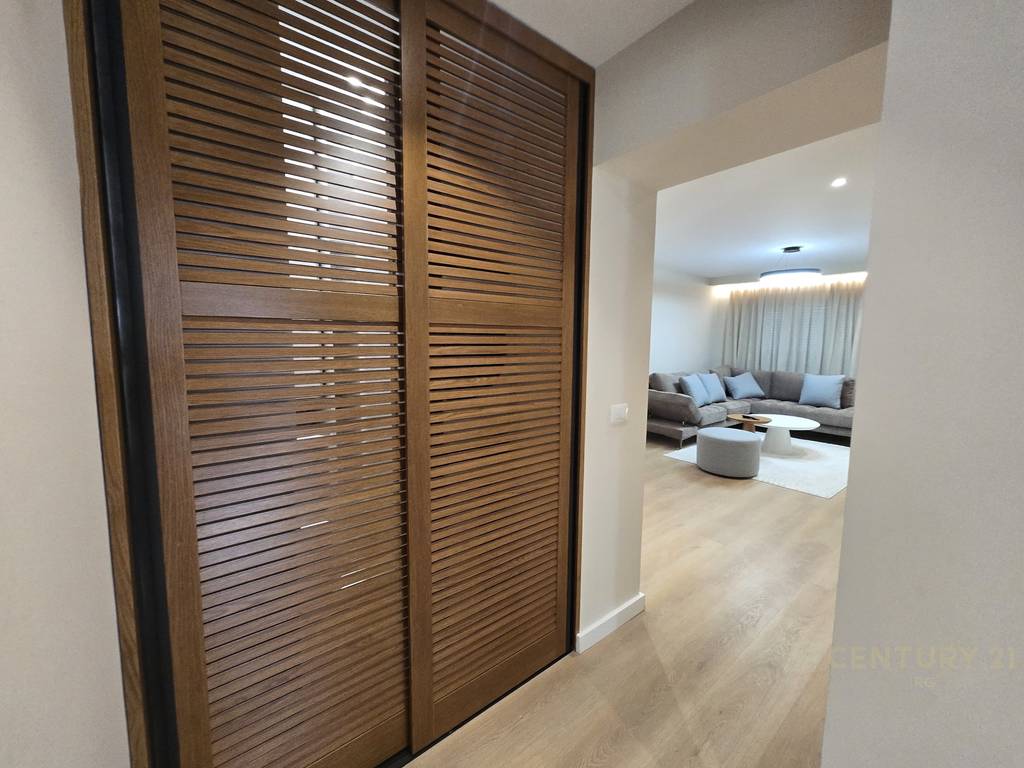Luxury Apartment 2+1+2 for Rent near 9 Katëshet!