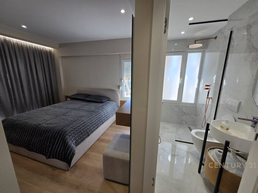 Luxury Apartment 2+1+2 for Rent near 9 Katëshet!