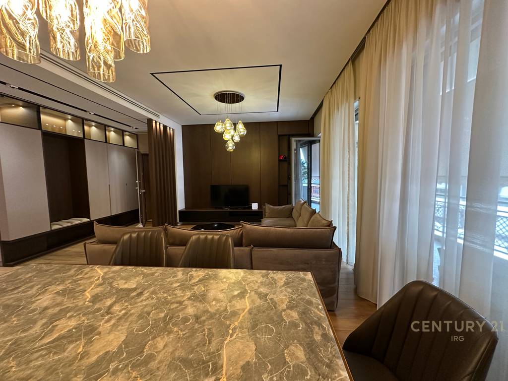 LUXURY APARTMENT 2+1+2 IN THE DELIJORGJI COMPLEX!