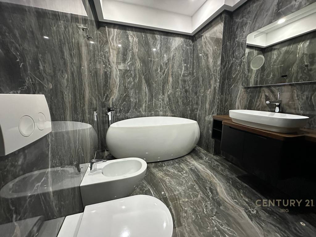 LUXURY APARTMENT 2+1+2 IN THE DELIJORGJI COMPLEX!