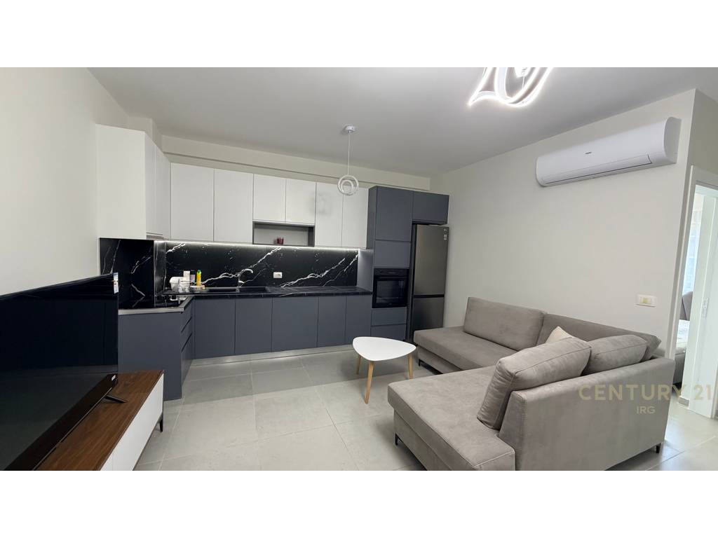 APARTMENT 2+1+PARKING SPACE FOR RENT ON DURRESIT STREET!