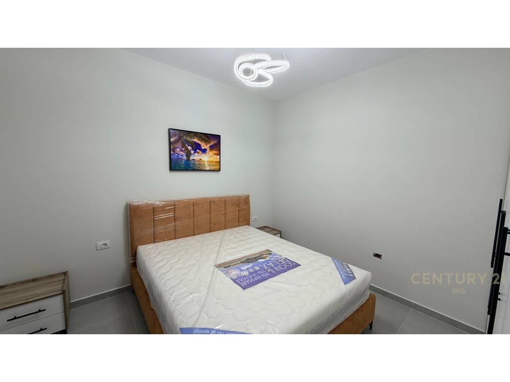 APARTMENT 2+1+PARKING SPACE FOR RENT ON DURRESIT STREET!