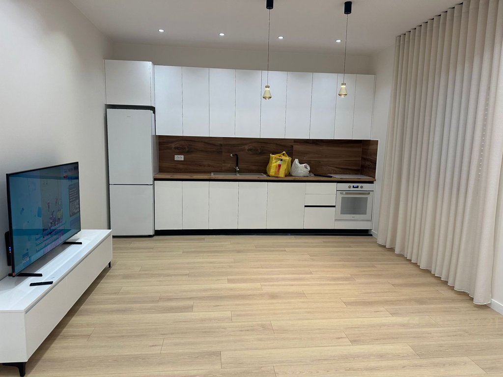 PRIVATE HOUSE FOR RENT NEAR THE MORTGAGE OFFICE !
