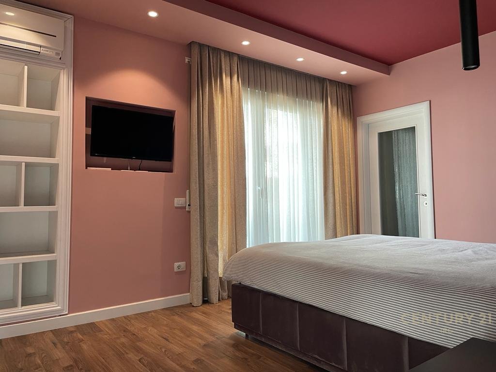 Apartment 2+1 on Kosovareve street!