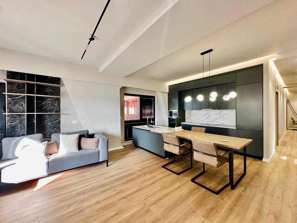 Apartament 2+1+2, Tirana Garden Building