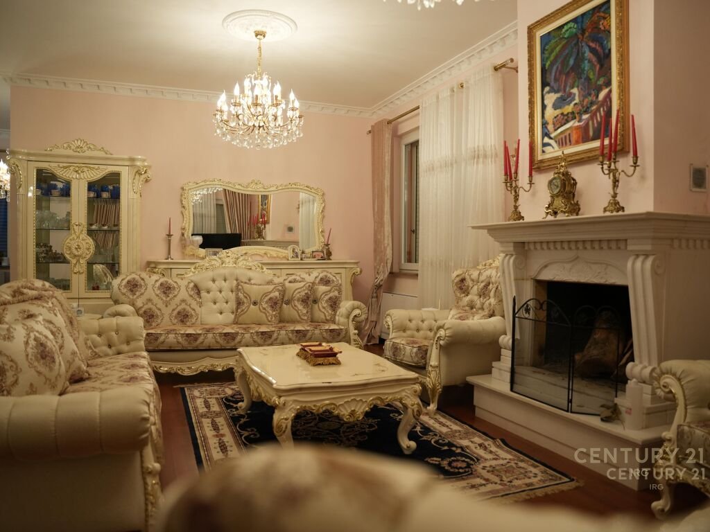 Unique villa for sale in Qetesia Residence, Qerret!