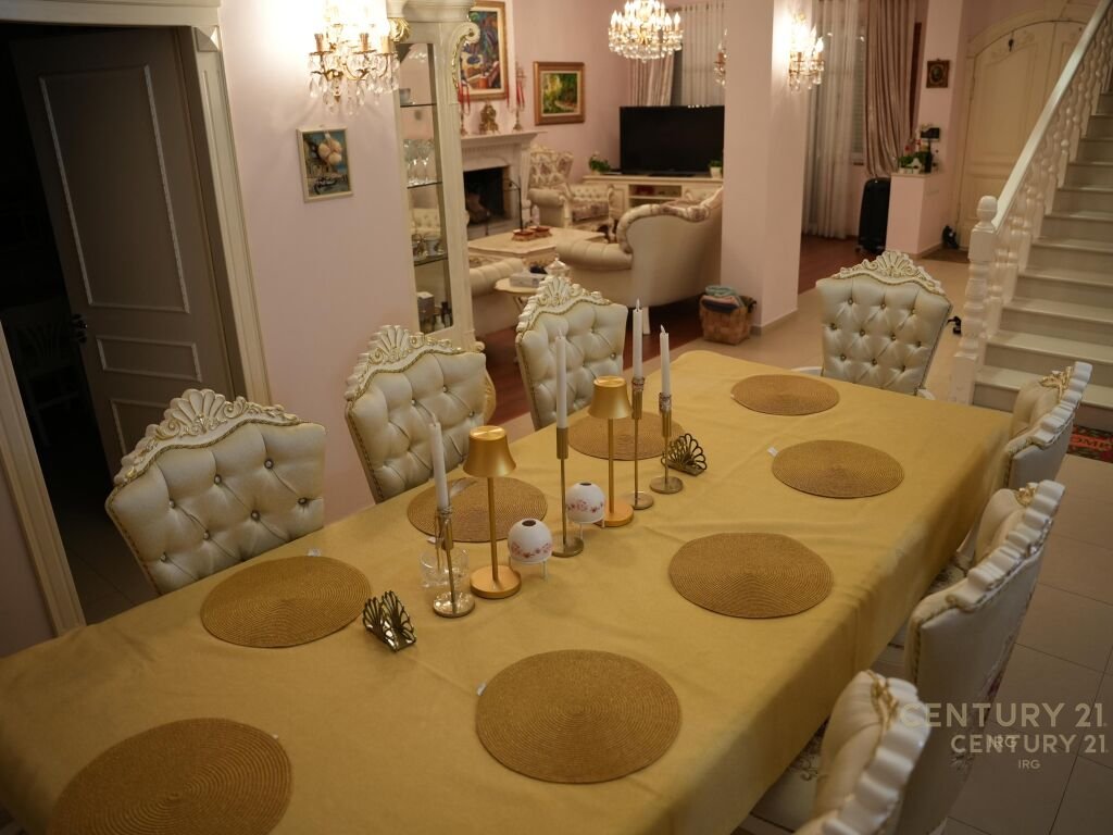 Unique villa for sale in Qetesia Residence, Qerret!