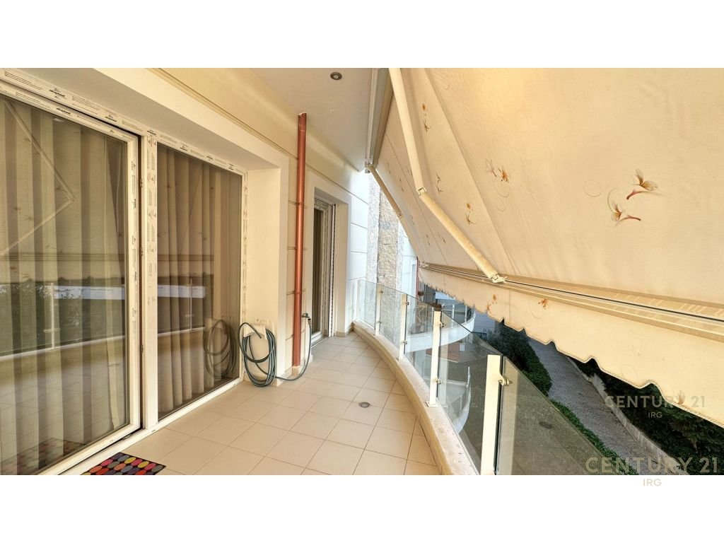 1+1 apartment for rent near the Botanical Garden close to the Mosque!