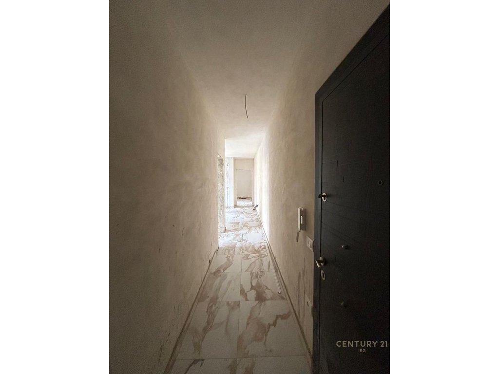 EMPTY APARTMENT FOR RENTAL OFFICES.
