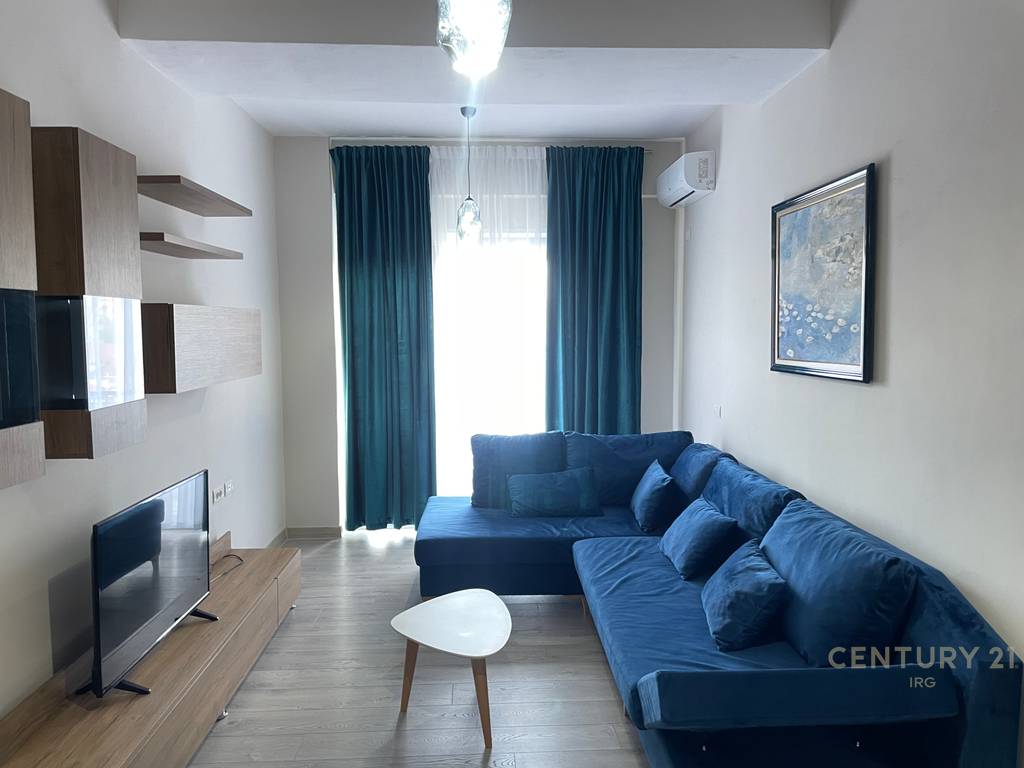 JEPET APARTAMENT ME QIRA NË XHAMLLIK