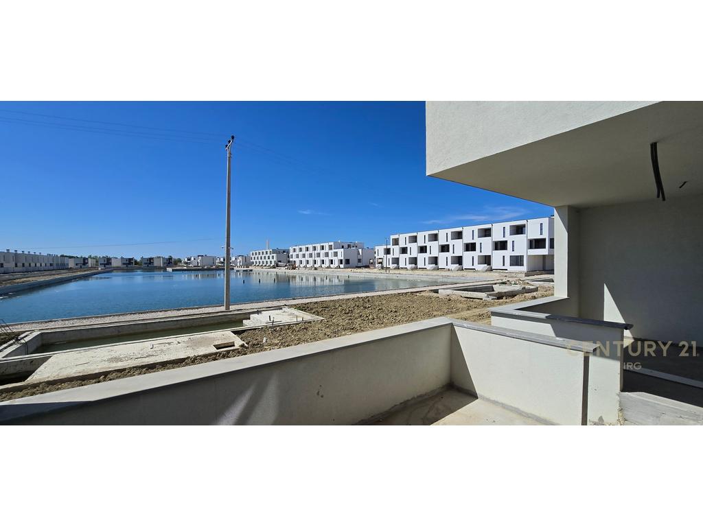 3-STOREY VILLA WITH TURQUOISE POOL MARINA, LALEZ BAY!