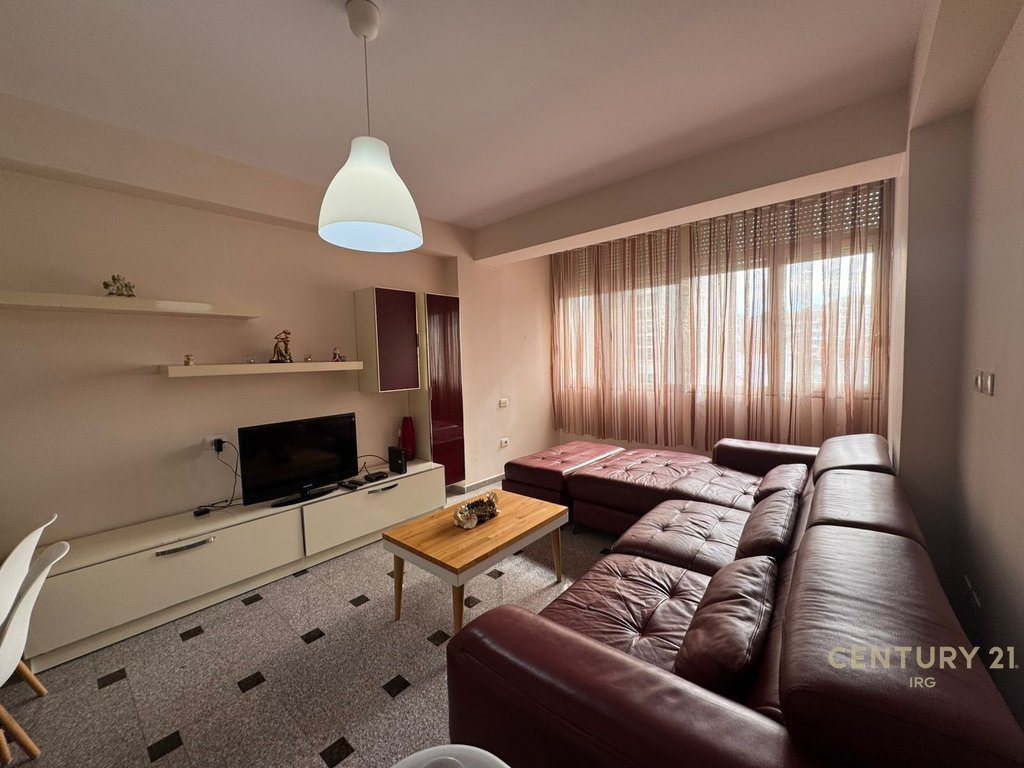 For rent 2+1 near Vilat e Selites!