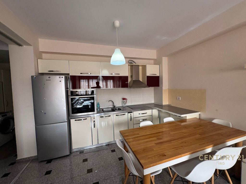 For rent 2+1 near Vilat e Selites!