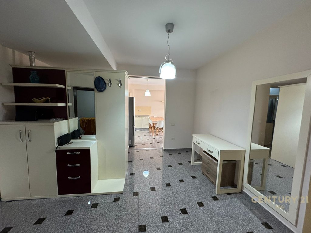 For rent 2+1 near Vilat e Selites!
