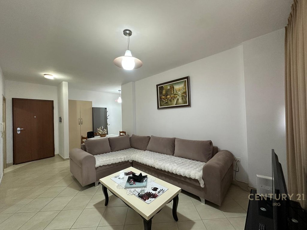 1+1 apartment for rent at Grand Complex, Electric Market!