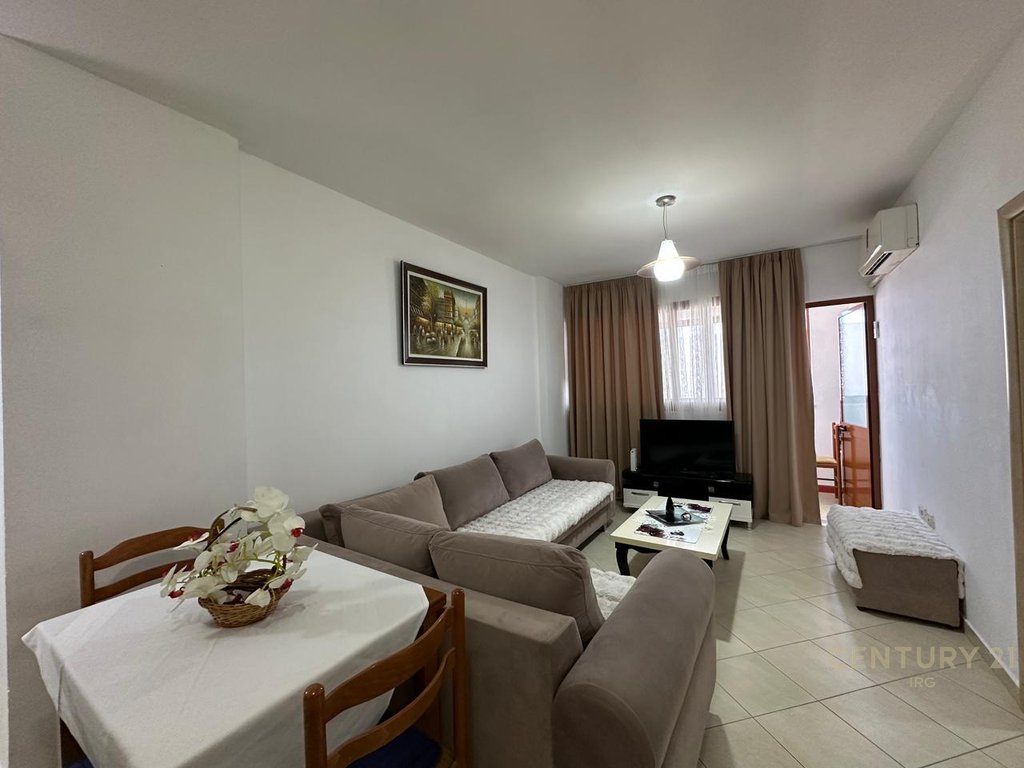 1+1 apartment for rent at Grand Complex, Electric Market!