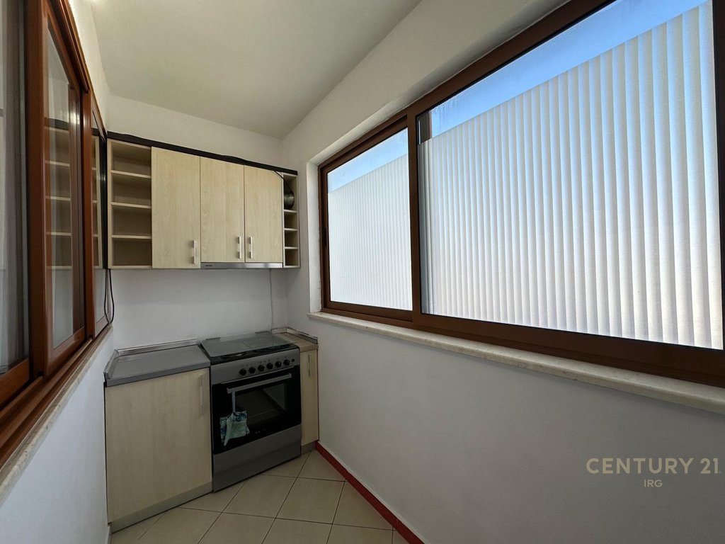 1+1 apartment for rent at Grand Complex, Electric Market!