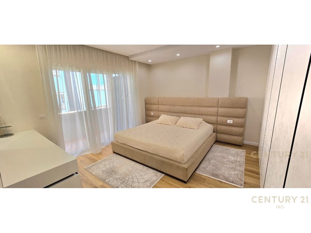 Jepet me Qira Apartament 2+1+2 + Post Parkimi 📍 Pranë Radisson Collection Morina Hotel Tirana – Liqeni i Thatë