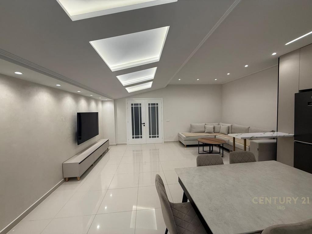 SHITET APARTAMENT LUKSOZ 165 M² NË BERAT – GATI PËR BANIM!