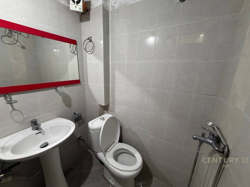 JEPET ME QIRA APARTAMENT 2+1 NË ASTIR