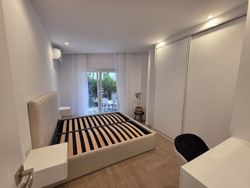 1+1 Apartment with Modern Parking Space for Rent in Kodra Diellit 2!
