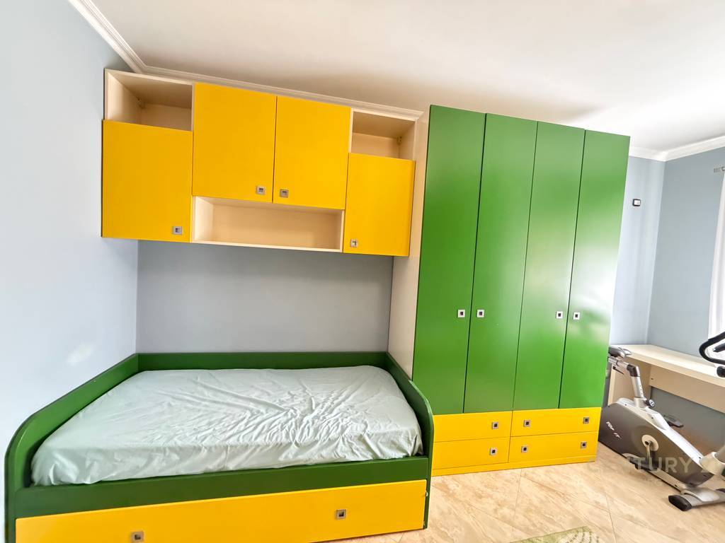 APARTAMENT 2+1+POST PARKIMI TEK FUSHA NË ALI DEM