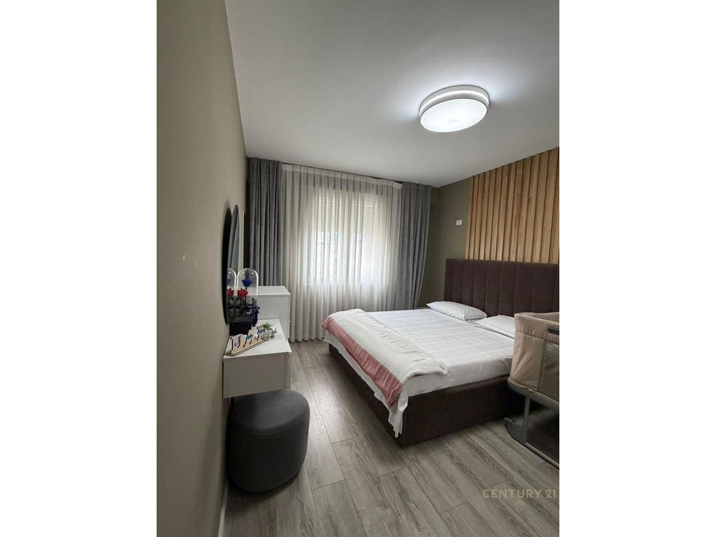 Apartment 2+1+2 +Parking at Star Complex!