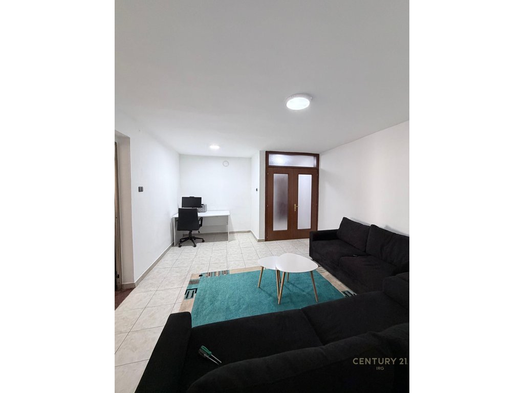2+1+2 apartment for rent near the Ballet School!