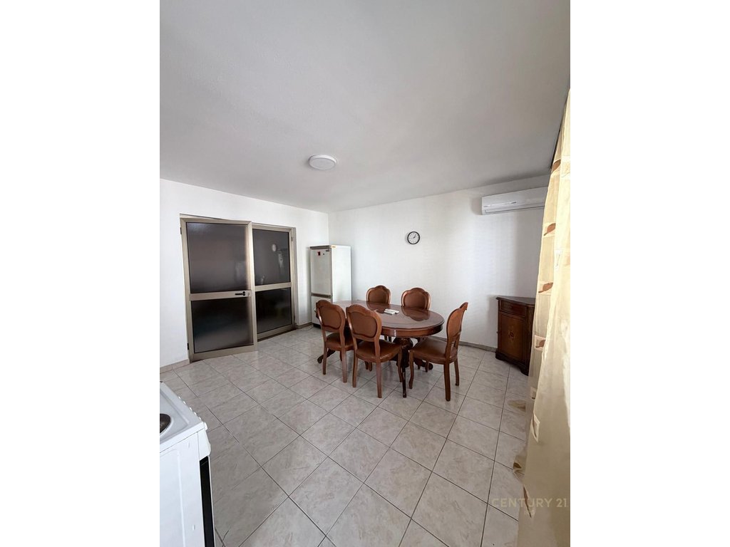 2+1+2 apartment for rent near the Ballet School!
