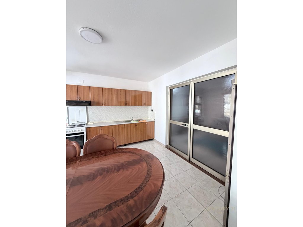 2+1+2 apartment for rent near the Ballet School!