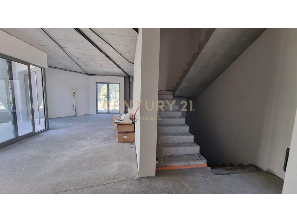 2 Elite Villas for sale in the area of Dry Lake "GREEN VALLEY",1263