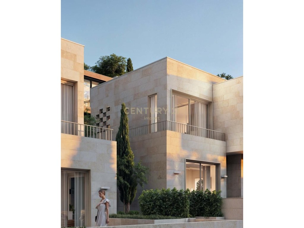 Villa For Sale in Jalë, Vlorë 262,375 m²