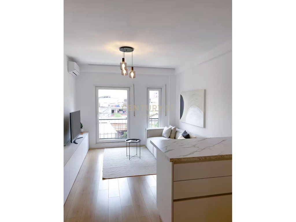 1+1 Apartment For Rent near Hipoteka, Tirana - 900€