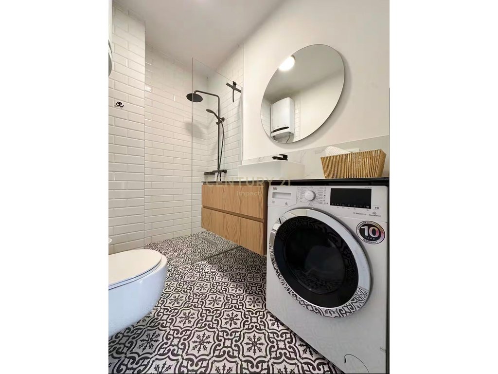 1+1 Apartment For Rent near Hipoteka, Tirana - 900€