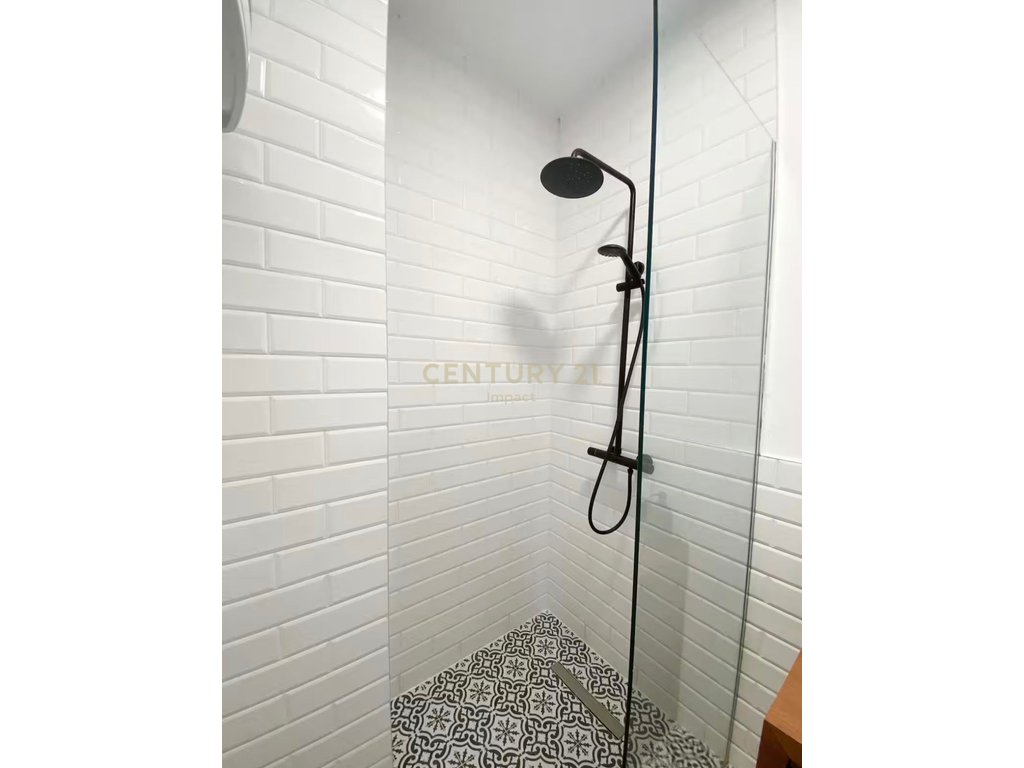 1+1 Apartment For Rent near Hipoteka, Tirana - 900€