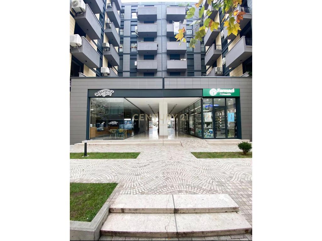 1+1 Apartment For Rent near Hipoteka, Tirana - 900€