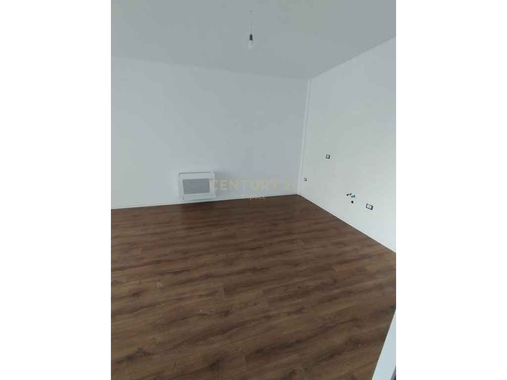 1+1 Apartment for Rent at New Boulevard, Tirana - 500€